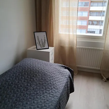 Malmi Apartment-3 With A Sauna 아파트 *